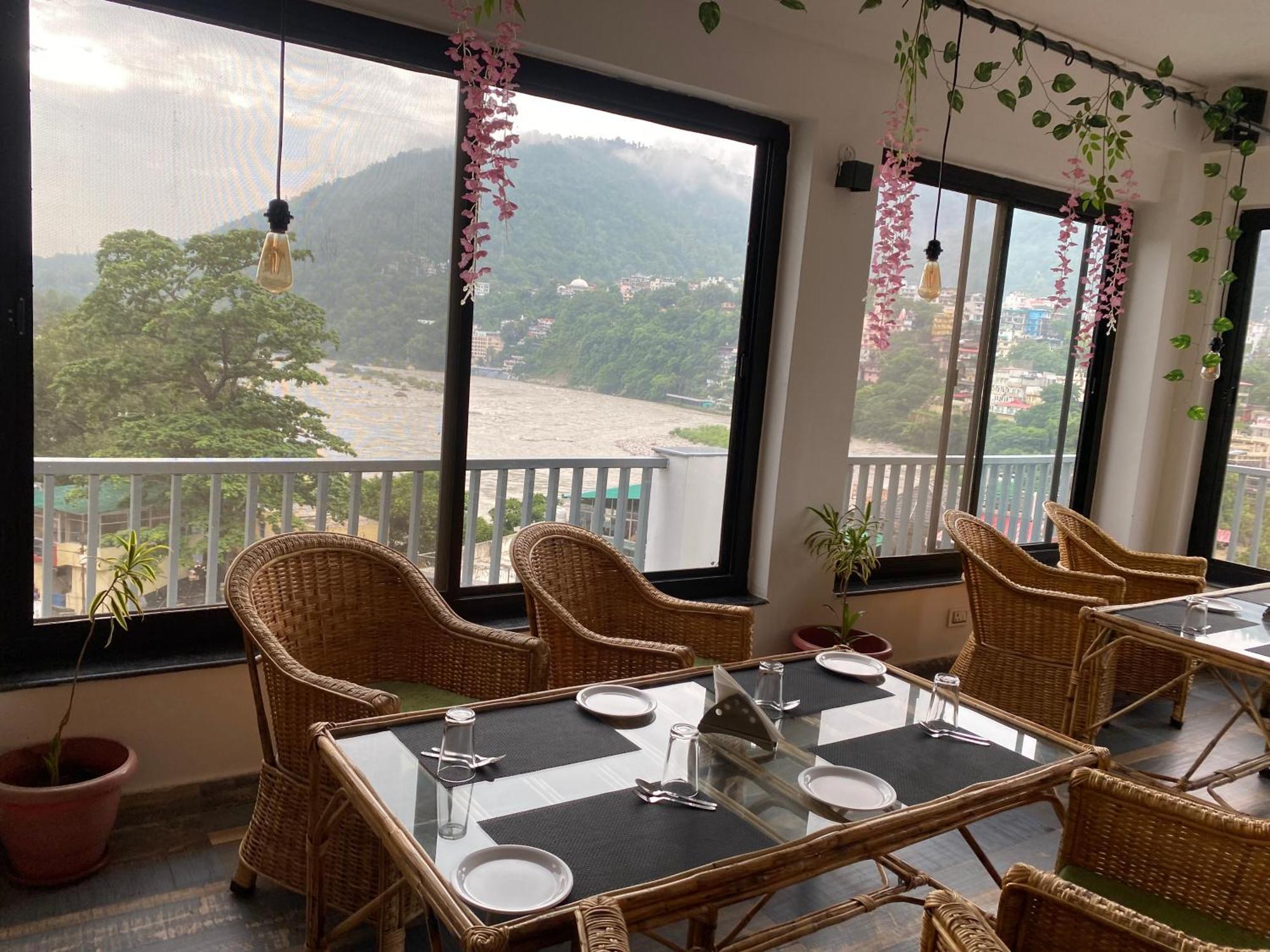 Hotel Shiva Yog Sthal Ришикеш Экстерьер фото
